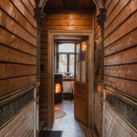 Maison D'hote Les Notes Endormie Secrete Berzee