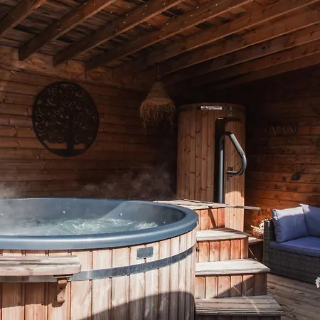 Maison D'hote Les Notes Endormie Secrete Bed & Breakfast *