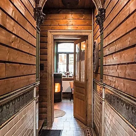 Maison D'hote Les Notes Endormie Secrete לינה וארוחת בוקר 3*