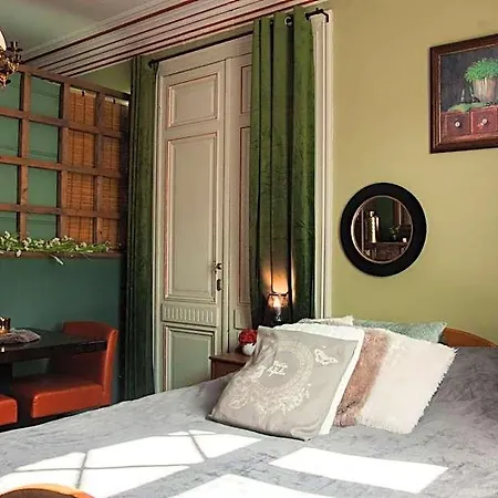 Maison D'hote Les Notes Endormie Secrete 3* Berzee